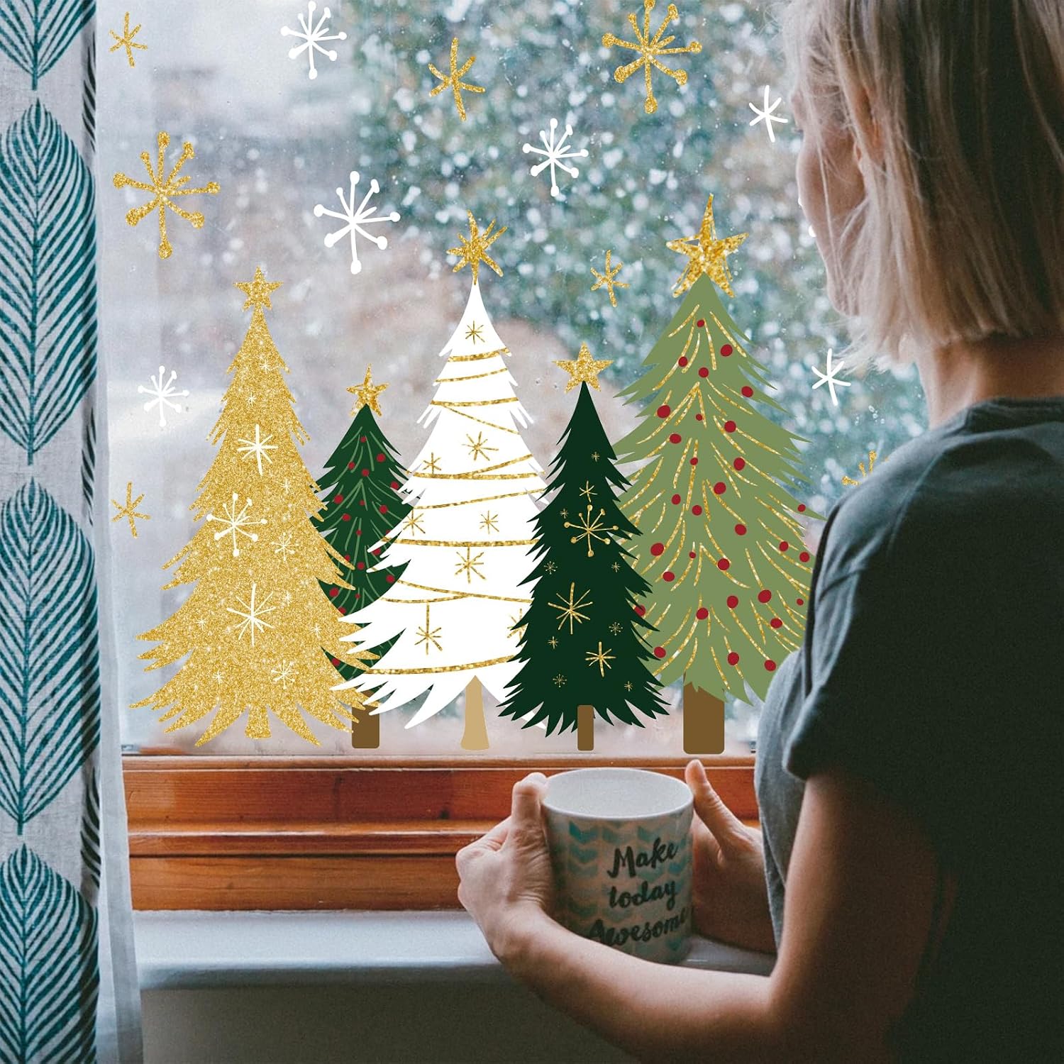 9 Sheets Christmas Window Clings Window Decals White Green Gold Xmas Tree Snowflake Reusable Anti-Collision Windows Decor for Winter Home Glass Mirror Decor - Image 2